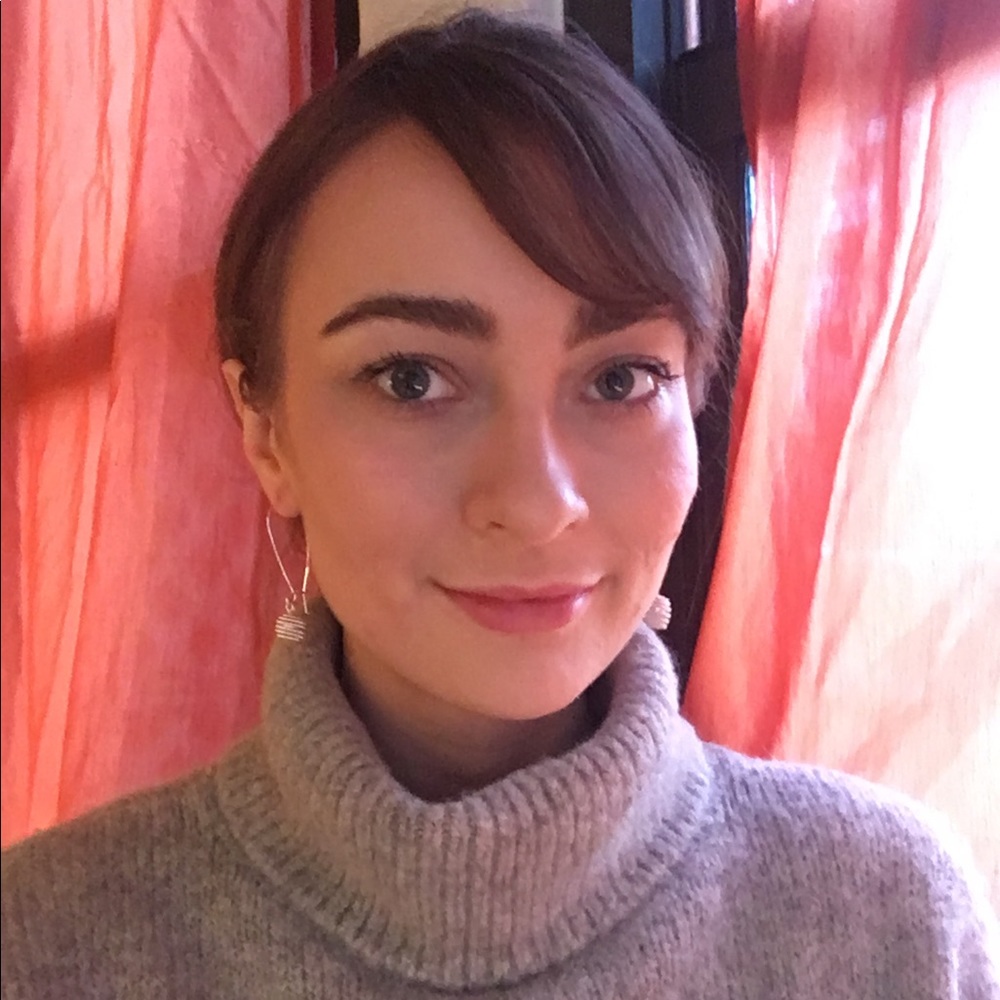 Meet your Posher, Ashley